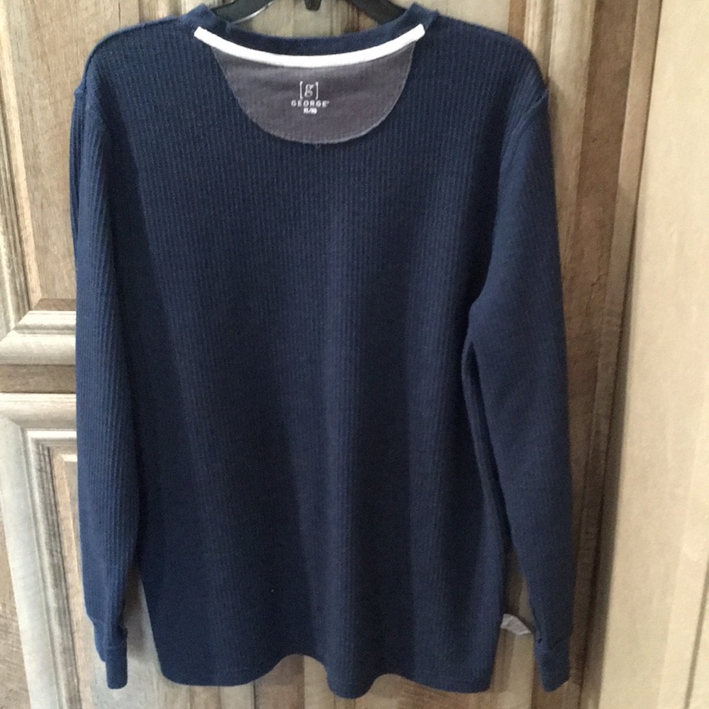 Very Nice “George” Crewneck Sweater—Men’s Size XL - Picture 6 of 10